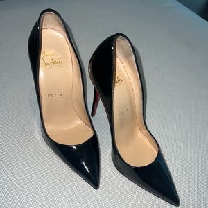 Like new Christian Louboutin So Kate in patent leather